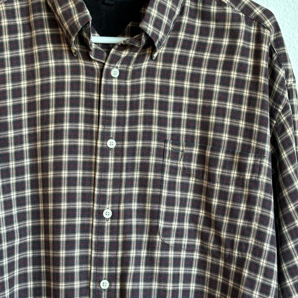Tommy Hilfiger plaid men’s button down‎ - Picture 2 of 9
